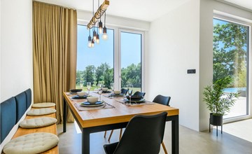 3 bedroom beautiful home in Porec 2