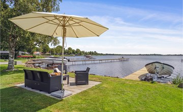 Amazing home in Sunds with lake view 2