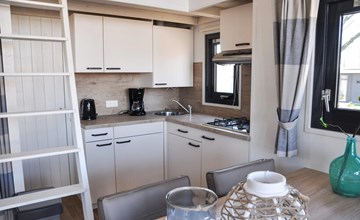 Tiny Lodge 4 3
