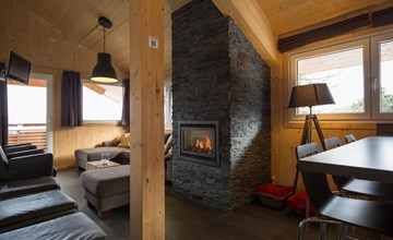 FH #5 with IR sauna & whirlpool bath inside 3