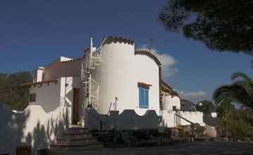 Villa Noir in Vulcanello 2