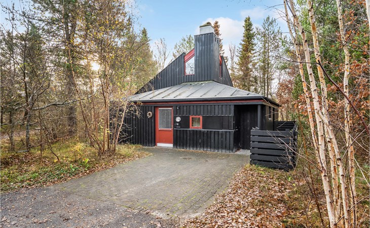 Nice home in Grenaa with WiFi 1