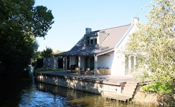 Vakantiehuis aan meertje - 85  3