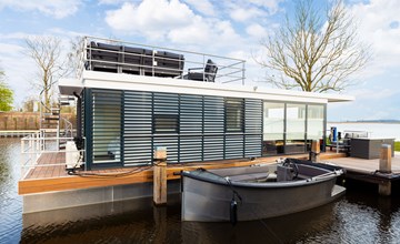 Houseboat 'de Valreep' met tuin - Paviljoenwei 4-15 | Sneek (Offingawier) 2