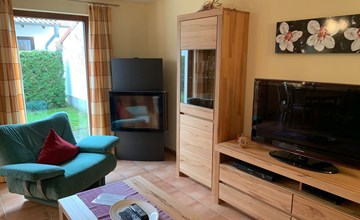 am Wasser mit Terrasse und Kaminofen 2