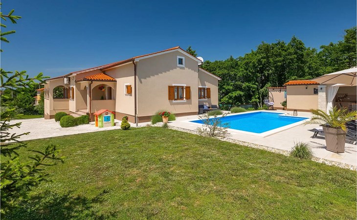 Villa Bozac 1