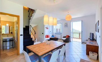 3 bedroom beautiful home in Moneglia 3