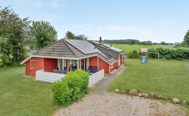 "Emly" - 1,1 km van de zee in Funen 1