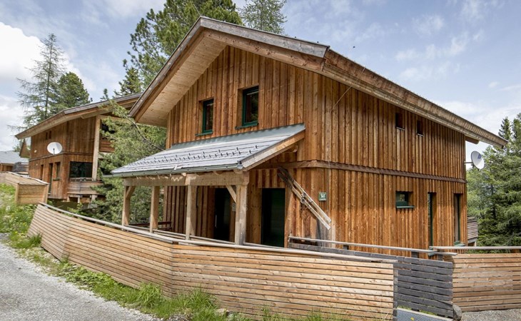 FH #15 mit Sauna & Sprudelbad Aussen 1