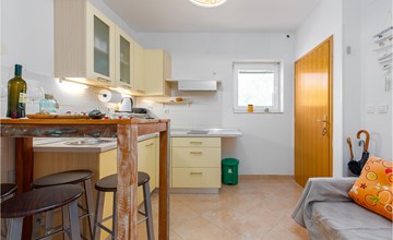 Gorgeous apartment in Kosljun with WiFi 3