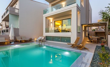 Villa Amelia I Kostenloser 8-Sitzer Mini-Van und Pool 2