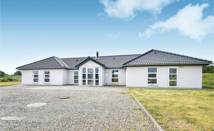 Nice home in Blåvand with sauna 1