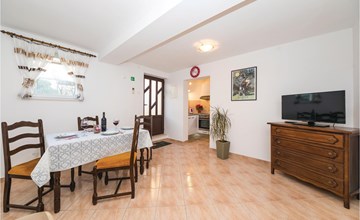 Amazing apartment in Kastel Kambelovac 3