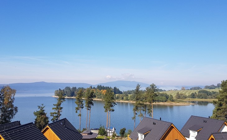 Lakeside Village 40 1