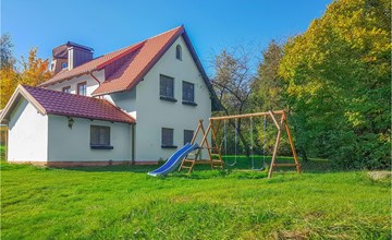 3 bedroom cozy home in Sterlawki Male 2