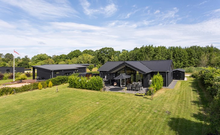 Lovely home in Glesborg with kitchen 1