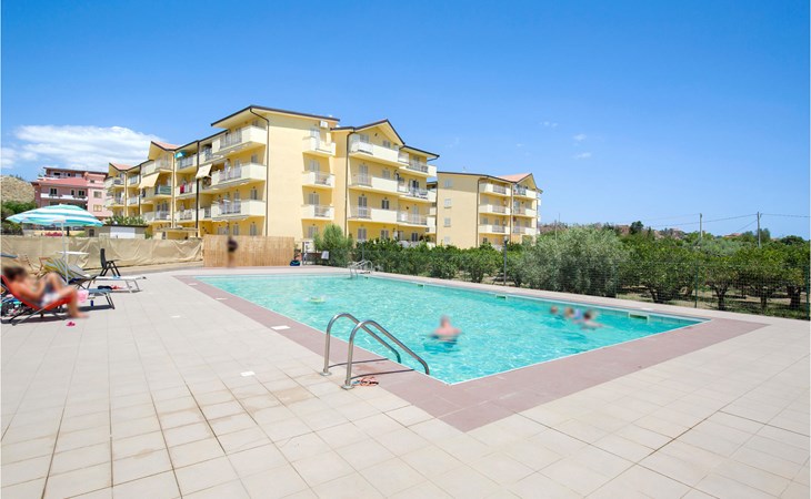Beautiful apartment in Caulonia Marina 1
