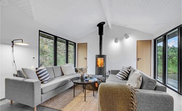 Nice home in Saltum with kitchen 3