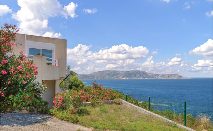 Awesome home in Calvi with kitchen 1