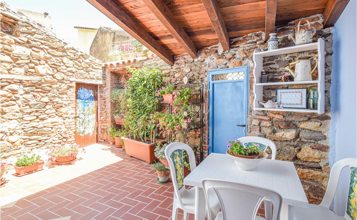 Amazing home in Siniscola with WiFi 1