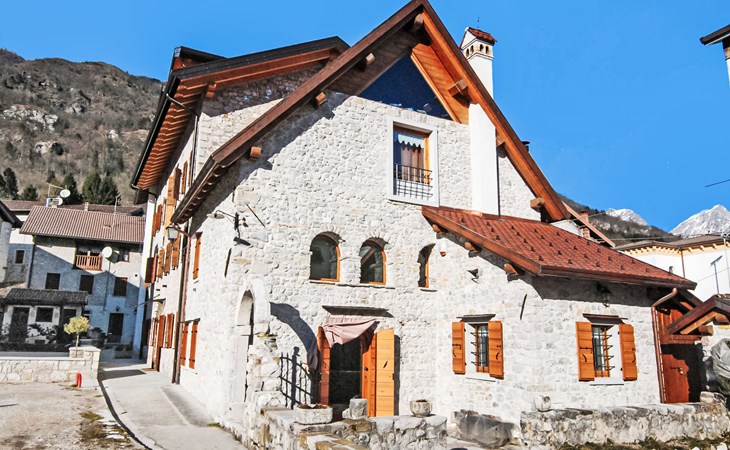 Weit verbreitetes Hotel - Cjasa Ustin 1