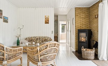 "Awenita" - 250m from the sea 2