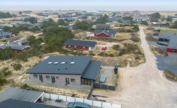 "Clarabelle" - 1.2km from the sea 3