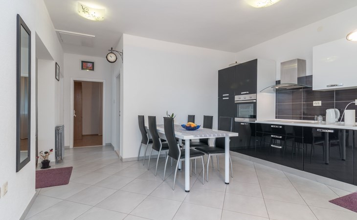 Apartment mit zwei Schlafzimmern und Meerblick 1