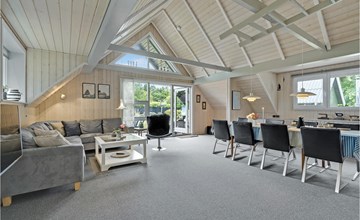 Lovely home in Hemmet with jacuzzi 3
