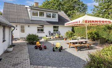 3 bedroom beautiful home in Roslev 2