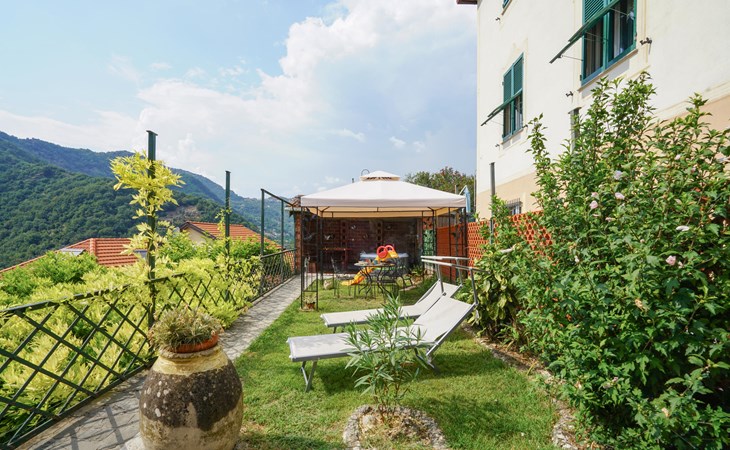 3 bedroom amazing apartment in Avegno 1