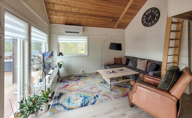 Nice home in Jelsa with kitchen 1