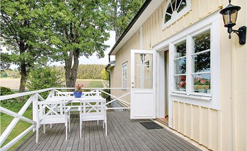 Lovely home in Motala with WiFi 3