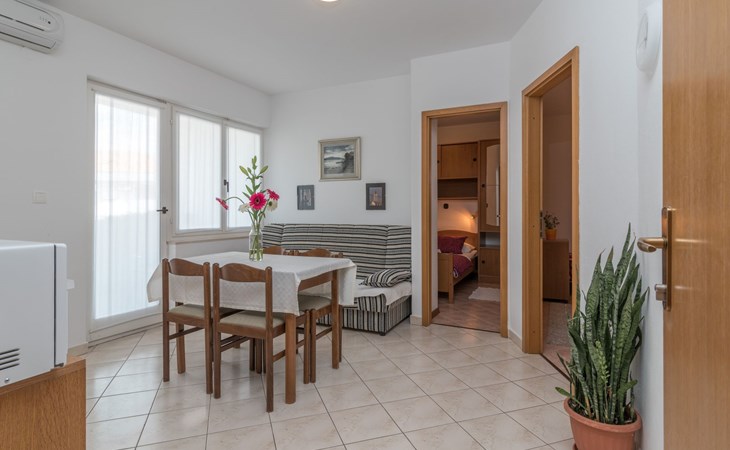 Apartment mit zwei Schlafzimmern und eigenem Balkon 1