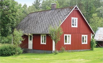 Gorgeous home in Våxtorp with kitchen 2