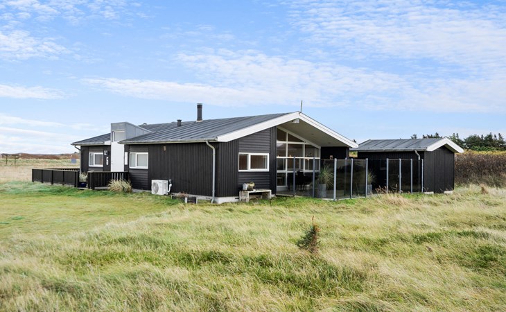 Gorgeous home in Harboøre with WiFi 1
