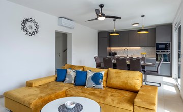 4 bedroom nice home in Medulin 3