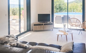 4 bedroom beautiful home in Vinsobres 3
