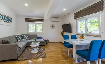 2 bedroom beautiful home in Pula 3