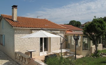 Ferienhaus „Bleue“ mit Pool 3