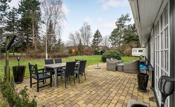 Beautiful home in Højby with WiFi 2