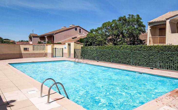 Het gehucht van de kust 1