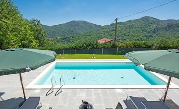 MugazzenGru Coronata Castle 3