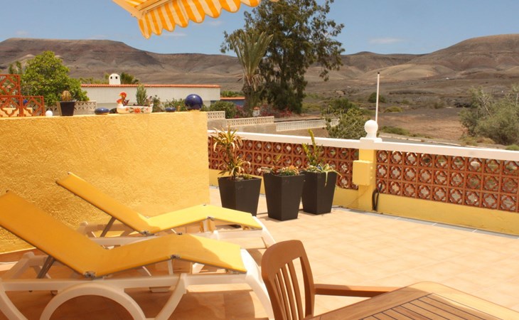 Maritim und modern eingerichtete Ferienwohnung 1