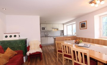 Apartment 101 Agnes 2