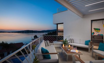 Villa mit Hydromassage und beheiztem Pool 2