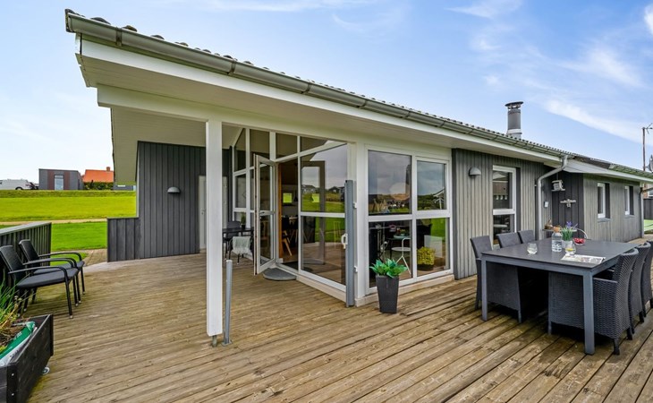 "Samuil" - 300m to the inlet in The Liim Fiord 1