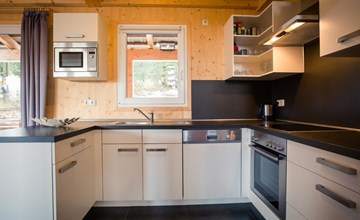 FH #9 mit IR-Sauna & Sprudelwanne Innen 3