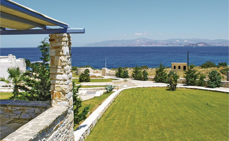 Cozy home in Ampela, Paros with WiFi 1