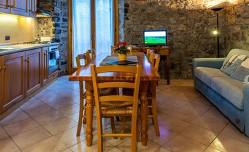 Dreistöckiges Apartment in einem historischen Gebäude 3